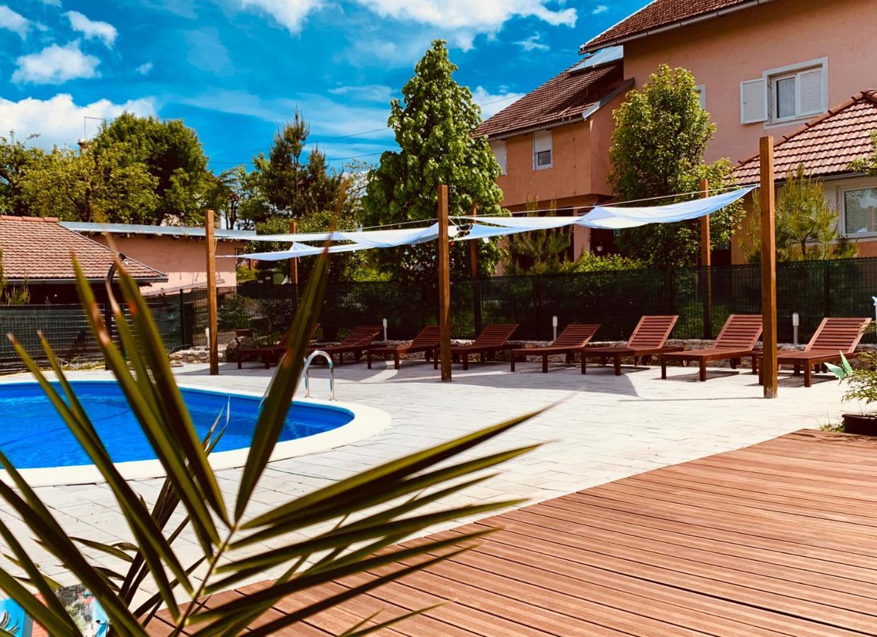 Villa Rubcic Rooms ราโควิซา ภายนอก รูปภาพ